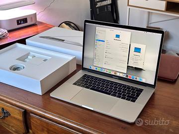 MacBook Pro 15” 256gb SSD 16GB CONS.DOM+adobe