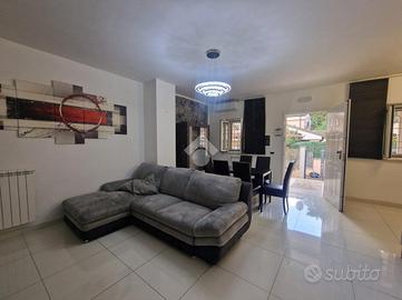 PORZIONE DI TRIFAMILIARE A VELLETRI