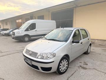 Fiat Punto 1.2 GPL 2010 Neopatentati