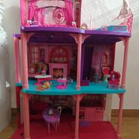 casa di barbie completa di accessori