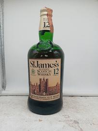 bottiglie di whisky  collezione