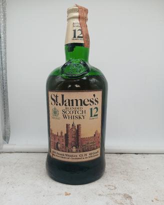 bottiglie di whisky  collezione
