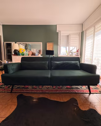 Divano verde in velluto di Maison du Monde