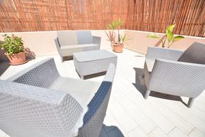 Bivano con terrazza Via Dante