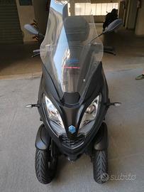 Piaggio MP3 Sport