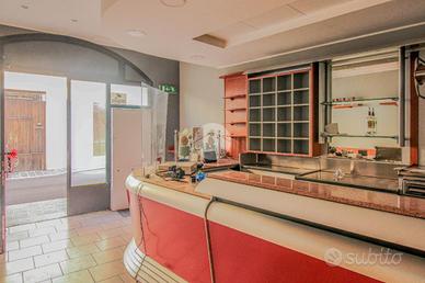 NEGOZIO A CASALPUSTERLENGO