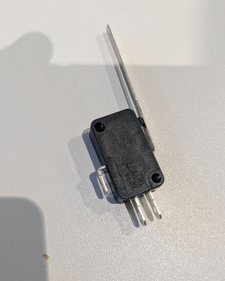 Microswitch con leva lunga – NUOVI (20pz)