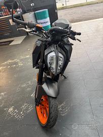 KTM DUKE 125 ANNO 2022