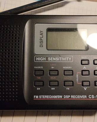 Ricevitore radio multibanda comando digitale