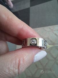 anello acciaio inox e zirconi grandi