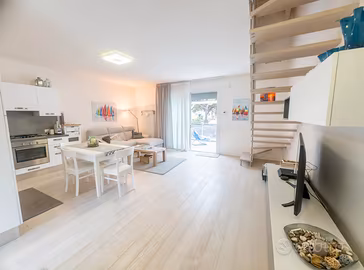 APPARTAMENTO SU 2 LIVELLI-200Mt dal mare