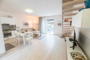 APPARTAMENTO SU 2 LIVELLI-200Mt dal mare