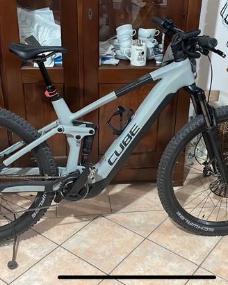 CUBE Stereo Hybrid 140 HPC Race 750 CARBON