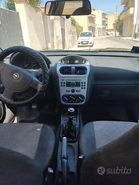 Opel Corsa 1300 CDTI anno 2005