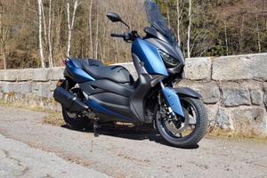 Yamaha Xmax 300