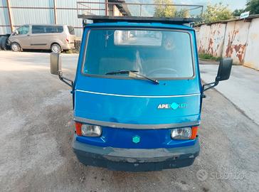 Ape poker benzina cassone fisso 