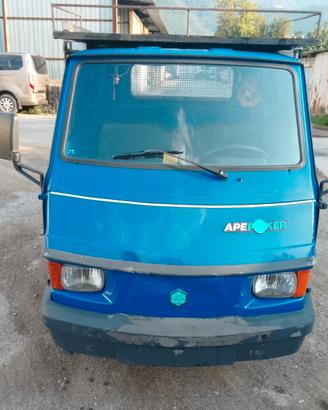 Ape poker benzina cassone fisso 