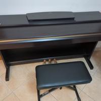 Pianoforte elettrico Yamaha Arius come nuovo