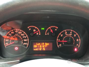 Fiat qubo lounge benzina metano