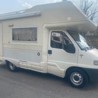 Camper gran duca su Fiat Ducato 2.5TD 6 posti