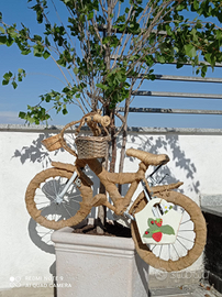 Piccola bicicletta da esposizione