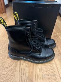 Dr. Martens anfibi unisex