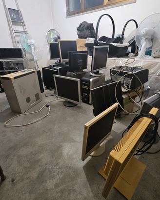schermi e computer fissi 