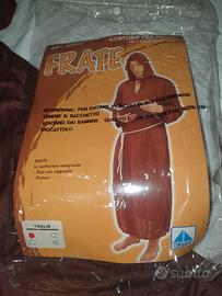 Vestito da frate