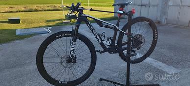 Canyon Lux CF 6  tg.S anno 2022