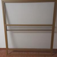 Zanzariera a pannelli scorrevoli