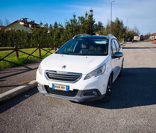 Peugeot 2008 1.6 hdi diesel 116cv bianca anno 2013
