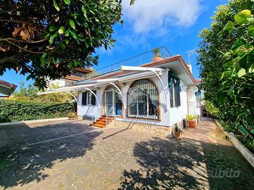 VILLA SINGOLA A SAN FELICE CIRCEO