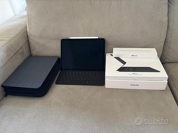 Ipad Air con accessori