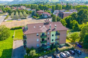MONOLOCALE A TRAVERSETOLO