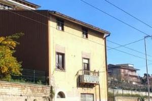 Casa singola da ristrutturare