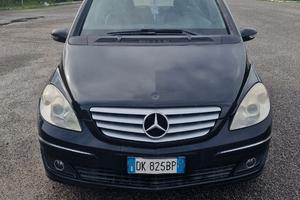 MERCEDES B200 2007