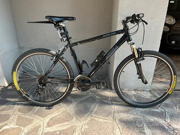 MTB marca KTM modello Ultra Fun