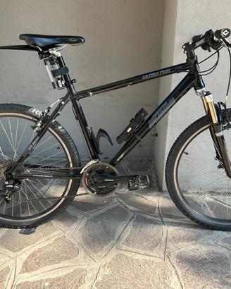MTB marca KTM modello Ultra Fun