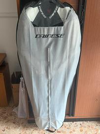 Tuta Dainese laguna seca