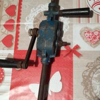 trapani a mano antichi