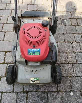 Tagliaerba con trazione motore honda