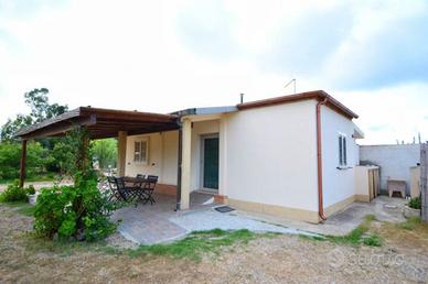 Casa indipendente 250 metri dal mare