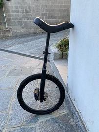 Monociclo marca CRIVIT