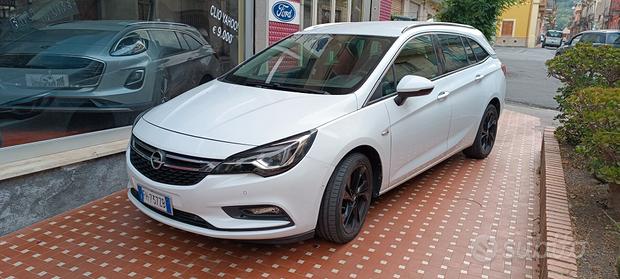 Opel Astra 1.6 CDTi 110CV Start&Stop Sports To