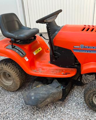 Tagliaerba trattorino Husqvarna