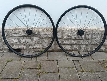coppia ruote Giant PR2 disc