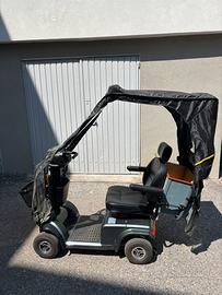 Scooter elettrico per anziani e disabili