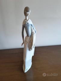 Lladro NAO, Donna Con Grano, statuetta