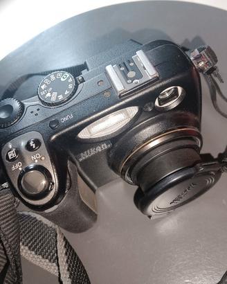 Nikon coolpix 5400