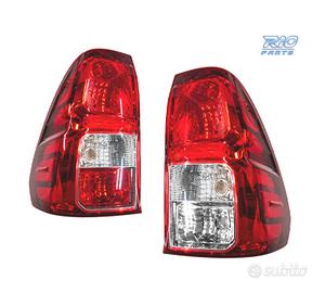FANALI TOYOTA HILUX 16- ESTERNO